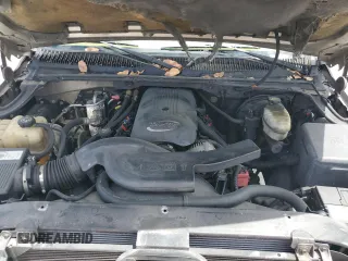 2003 Chevrolet Suburban LT with VIN 1GNEC16Z93J261285, listed as a Copart auction lot 61180305 with 211,620 mi miles and Non repairable. Bid and sale history available at DreamBid. Image 12.