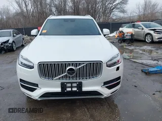 2019 Volvo XC90 Inscription z VIN YV4A22PL6K1465452, wystawiony jako IAAI lot #41324871 z przebiegiem 90 801 mil mil oraz . Historia ofert i sprzedaży dostępna na DreamBid. Obrazek 13.
