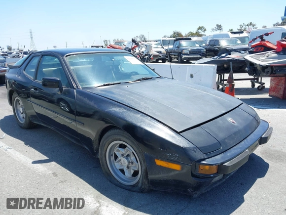 1984 Porsche 944 with VIN WP0AA0947EN459060, listed as a IAAI auction lot 42215176 with 43,863 mi miles and . Bid and sale history available at carsss.com. Image 1.
