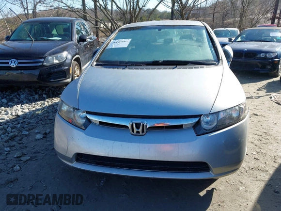 2006 Honda Civic LX z VIN 1HGFA16556L111894, wystawiony jako IAAI lot #41443692 z przebiegiem 280 229 mil mil oraz . Historia ofert i sprzedaży dostępna na DreamBid. Obrazek 12.