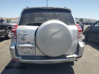 2010 Toyota RAV4 z VIN 2T3ZF4DV0AW050199, wystawiony jako Copart lot #63526535 z przebiegiem 127 022 mil mil oraz Szkoda całkowita • Salvage title. Historia ofert i sprzedaży dostępna na DreamBid. Obrazek 6.