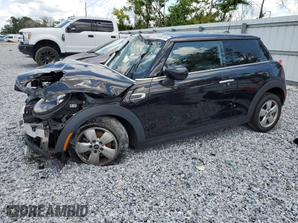 2021 MINI Hardtop Cooper with VIN WMWXR3C05M2P13632, listed as a Copart auction lot 62595415 with 38,797 mi miles and Clean title. Bid and sale history available at DreamBid. Image 1.
