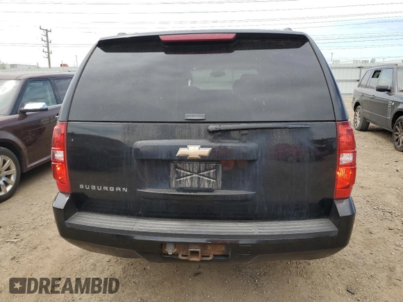 2008 Chevrolet Suburban LTZ with VIN 1GNFC16J28R174433, listed as a Copart auction lot 56663015 with 313,335 mi miles and Clean title. Bid and sale history available at DreamBid. Image 6.