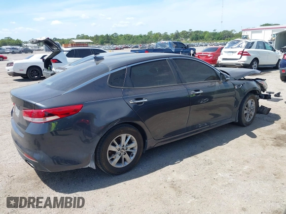 2017 Kia Optima LX with VIN 5XXGT4L30HG157122, listed as a IAAI auction lot 42084378 with 175,215 mi miles. Bid and sale history available at carsss.com. Image 4.