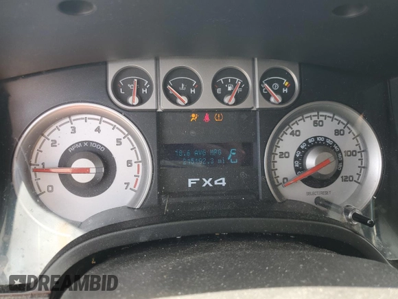 2009 Ford F-150 XL z VIN 1FTPW14VX9FA71841, wystawiony jako Copart lot #56711065 z przebiegiem 215 102 mil mil oraz Szkoda całkowita • Salvage title. Historia ofert i sprzedaży dostępna na DreamBid. Obrazek 9.