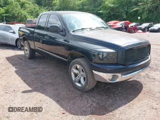 2008 Dodge 1500 SLT с VIN 1D7HA18N68S555188, выставлен на аукционе IAAI как лот 42373572 с пробегом 273 396 миль миль и . История ставок и продаж доступна на DreamBid. Изображение 1.