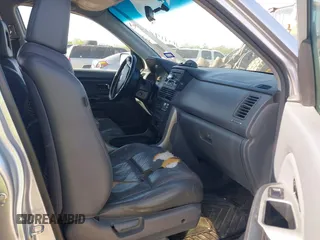 2005 Honda Pilot EX-L with VIN 5FNYF18585B061869, listed as a IAAI auction lot 41982694 with 183,873 mi miles. Bid and sale history available at carsss.com. Image 5.