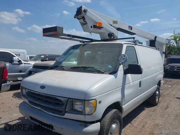 1999 Ford Econoline Cargo with VIN 1FTSE34L8XHB32421, listed as a IAAI auction lot 42826463 with 201,784 mi miles and . Bid and sale history available at DreamBid. Image 2.