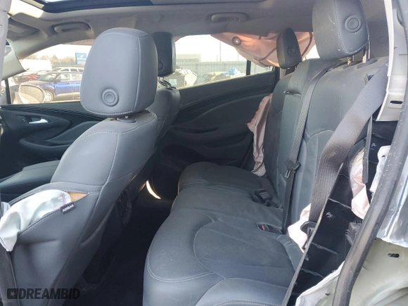 2020 Buick Envision Essence with VIN LRBFX2SA1LD179071, listed as a Copart auction lot 88341965 with 22,284 mi miles and Clean Title. Bid and sale history available at carsss.com. Image 10.