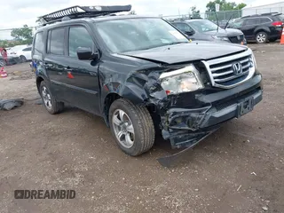 2015 Honda Pilot SE z VIN 5FNYF4H34FB076354, wystawiony jako IAAI lot #42456634 z przebiegiem 150 782 mil mil oraz . Historia ofert i sprzedaży dostępna na DreamBid. Obrazek 1.