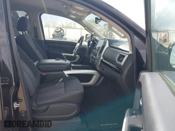 2021 Nissan Titan SL z VIN 1N6AA1ED9MN509741, wystawiony jako IAAI lot #42062139 z przebiegiem 41 291 mil mil oraz . Historia ofert i sprzedaży dostępna na DreamBid. Obrazek 5.