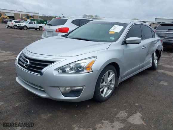 2013 Nissan Altima 2.5 SV with VIN 1N4AL3AP3DC258550, listed as a IAAI auction lot 41955123 with 185,618 mi miles. Bid and sale history available at carsss.com. Image 17.