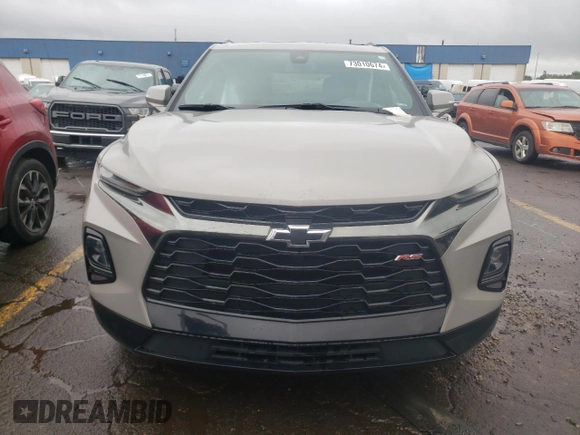 2021 Chevrolet Blazer RS z VIN 3GNKBERSXMS509247, wystawiony jako Copart lot #73010674 z przebiegiem 40 324 mil mil oraz Czysty tytuł • Clean title. Historia ofert i sprzedaży dostępna na DreamBid. Obrazek 5.