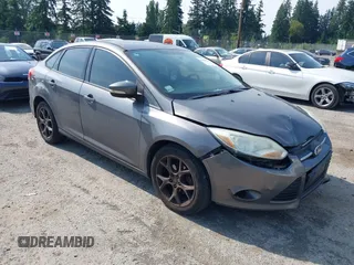 2013 Ford Focus SE с VIN 1FADP3F28DL233822, выставлен на аукционе IAAI как лот 42583041 с пробегом 135 728 миль миль и . История ставок и продаж доступна на DreamBid. Изображение 1.