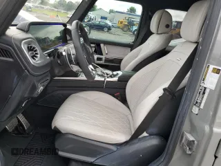2023 Mercedes-Benz G 63 AMG with VIN W1NYC7HJ3PX477936, listed as a Copart auction lot 60379704 with 2,858 mi miles and Salvage Title. Bid and sale history available at DreamBid. Image 7.