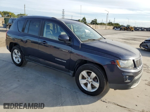 2014 Jeep Compass High Altitude with VIN 1C4NJCEA9ED678722, listed as a Copart auction lot 86573694 with 234,985 mi miles and Clean Title. Bid and sale history available at carsss.com. Image 4.