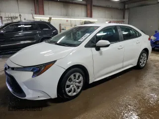 2022 Toyota Corolla LE with VIN 5YFEPMAE2NP298812, listed as a Copart auction lot 52388785 with 85,621 mi miles and Salvage Title. Bid and sale history available at carsss.com. Image 1.
