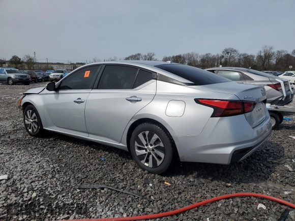 2020 Nissan Altima 2.5 S with VIN 1N4BL4BV0LC130546, listed as a Copart auction lot 48065515 with 140,689 mi miles and Salvage Title. Bid and sale history available at carsss.com. Image 2.