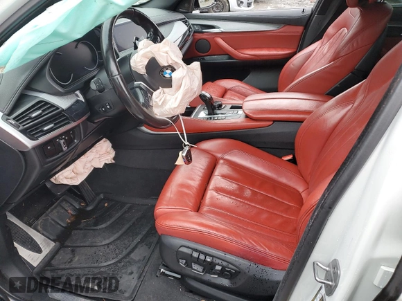 2016 BMW X6 xDrive35i with VIN 5UXKU2C53G0N81597, listed as a Copart auction lot 81698683 with 81,015 mi miles. Bid and sale history available at carsss.com. Image 7.
