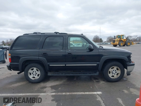 2005 Chevrolet Tahoe LS with VIN 1GNEK13TX5J179510, listed as a IAAI auction lot 41833007 with 192,402 mi miles. Bid and sale history available at carsss.com. Image 14.