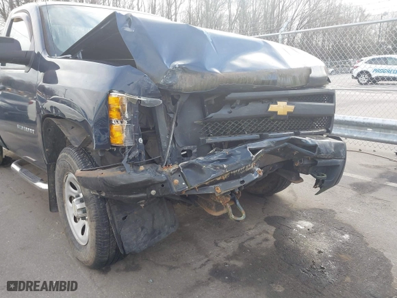 2011 Chevrolet Silverado 1500 Work Truck with VIN 1GCNKPEA8BZ323334, listed as a IAAI auction lot 41149026 with 84,604 mi miles. Bid and sale history available at carsss.com. Image 6.