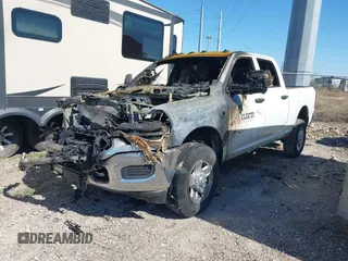 2024 Ram 2500 Tradesman с VIN 3C6UR5CL6RG254421, выставлен на аукционе IAAI как лот 41653572 с пробегом Не указан миль и . История ставок и продаж доступна на DreamBid. Изображение 2.