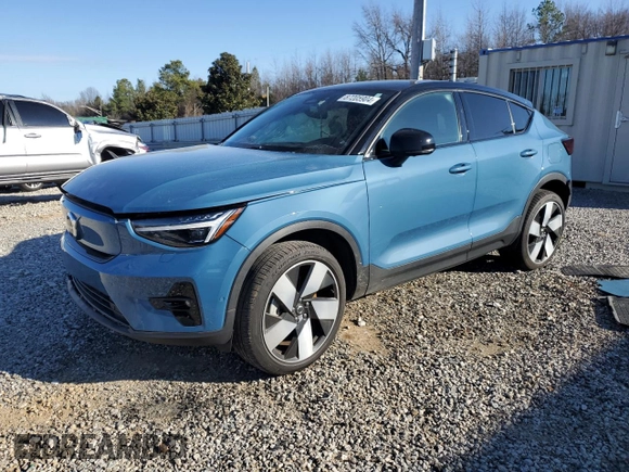 2022 Volvo C40 Ultimate с VIN YV4ED3GB8N2004020, выставлен на аукционе Copart как лот 87205904 с пробегом 45 082 миль миль и Списание • Salvage title. История ставок и продаж доступна на DreamBid. Изображение 1.