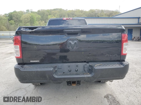 2024 Ram 2500 Tradesman with VIN 3C6UR5HJ9RG376715, listed as a Copart auction lot 55467895 with 4,085 mi miles and Salvage title. Bid and sale history available at DreamBid. Image 6.
