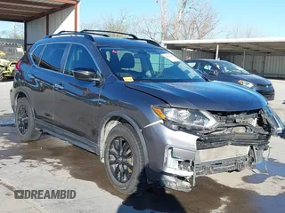 2017 Nissan Rogue SL z VIN 5N1AT2MT2HC806830, wystawiony jako IAAI lot #41863635 z przebiegiem 92 445 mil mil oraz . Historia ofert i sprzedaży dostępna na DreamBid. Obrazek 1.