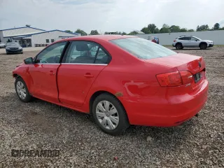 2013 Volkswagen Jetta SE with VIN 3VWDP7AJ3DM294443, listed as a Copart auction lot 63377315 with 217,100 mi miles and Salvage title. Bid and sale history available at DreamBid. Image 2.