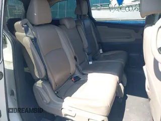 2018 Honda Odyssey EX-L z VIN 5FNRL6H70JB102713, wystawiony jako IAAI lot #42003129 z przebiegiem 410 500 mil mil oraz . Historia ofert i sprzedaży dostępna na DreamBid. Obrazek 8.