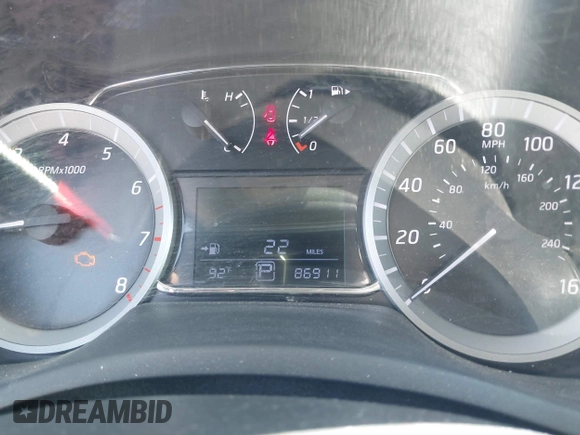 2014 Nissan Sentra S with VIN 3N1AB7AP1EY315926, listed as a IAAI auction lot 42087981 with 86,911 mi miles and . Bid and sale history available at DreamBid. Image 7.