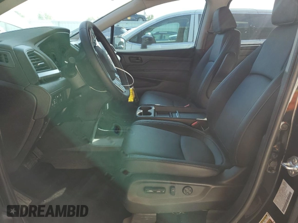 2024 Honda Odyssey EX-L with VIN 5FNRL6H64RB036234, listed as a Copart auction lot 68109994 with 106 mi miles and Salvage Title. Bid and sale history available at DreamBid. Image 7.