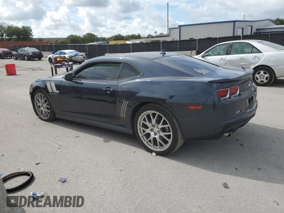 2013 Chevrolet Camaro LT with VIN 2G1FC1E35D9176251, listed as a Copart auction lot 61605755 with 190,975 mi miles and Clean title. Bid and sale history available at DreamBid. Image 2.