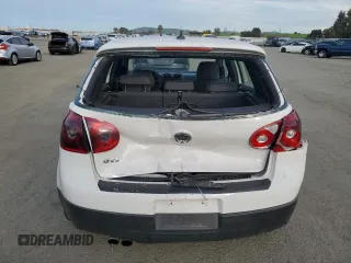 2008 Volkswagen GTI z VIN WVWHV71K88W103396, wystawiony jako Copart lot #45678765 z przebiegiem 132 088 mil mil oraz Szkoda całkowita • Salvage title. Historia ofert i sprzedaży dostępna na DreamBid. Obrazek 6.