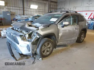 2024 Toyota RAV4 XLE with VIN 2T3P1RFV2RC459446, listed as a IAAI auction lot 41193980 with 1 mi miles. Bid and sale history available at carsss.com. Image 22.