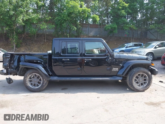 2020 Jeep Gladiator Overland with VIN 1C6HJTFG8LL176164, listed as a IAAI auction lot 42482369 with 80,009 mi miles and . Bid and sale history available at DreamBid. Image 13.