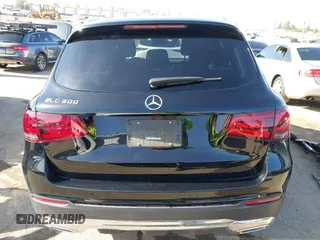 2022 Mercedes-Benz GLC 300 with VIN W1N0G8DB2NV399762, listed as a IAAI auction lot 42311304 with 20,421 mi miles and . Bid and sale history available at DreamBid. Image 17.
