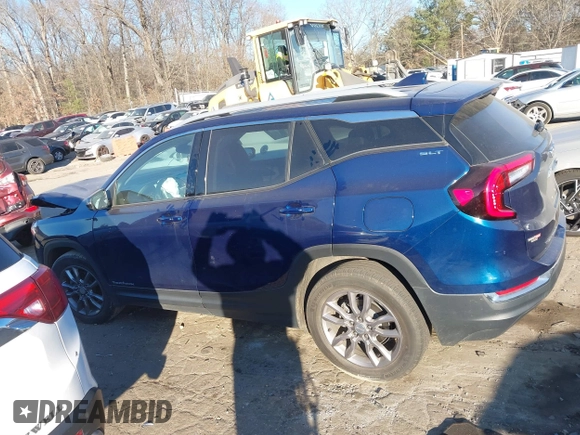 2022 GMC Terrain SLT with VIN 3GKALPEV7NL205869, listed as a IAAI auction lot 41352077 with 56,641 mi miles. Bid and sale history available at carsss.com. Image 14.