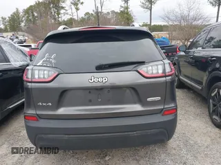 2019 Jeep Cherokee Latitude Plus with VIN 1C4PJMLB2KD113945, listed as a IAAI auction lot 41477510 with 38,143 mi miles and . Bid and sale history available at DreamBid. Image 16.