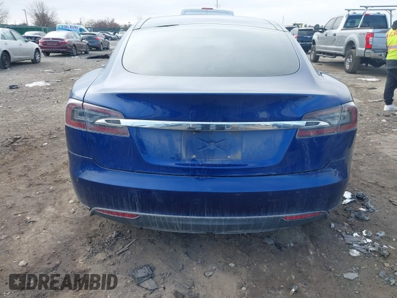 2016 Tesla Model S 90D with VIN 5YJSA1E21GF128362, listed as a IAAI auction lot 40891999 with 179,155 mi miles and . Bid and sale history available at DreamBid. Image 16.
