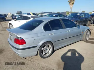 2001 BMW 3 Series 330i with VIN WBAAV53481JS96119, listed as a IAAI auction lot 41170028 with 244,973 mi miles. Bid and sale history available at carsss.com. Image 4.