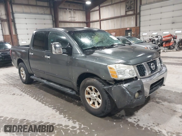 2004 Nissan Titan LE with VIN 1N6AA07B84N544745, listed as a IAAI auction lot 42195072 with 357,986 mi miles. Bid and sale history available at carsss.com. Image 1.