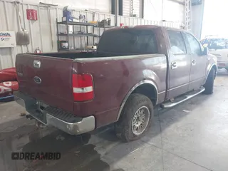 2004 Ford F-150 XLT z VIN 1FTRW12W44KC93229, wystawiony jako IAAI lot #42434756 z przebiegiem Nie podano mil oraz . Historia ofert i sprzedaży dostępna na DreamBid. Obrazek 4.