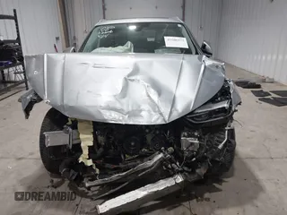 2021 Audi Q5 Premium with VIN WA1AAAFY1M2018483, listed as a IAAI auction lot 41606572 with 39,647 mi miles. Bid and sale history available at carsss.com. Image 13.