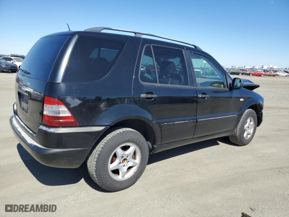 2001 Mercedes-Benz M-Class with VIN 4JGAB54E41A280868, listed as a Copart auction lot 47829955 with 111,475 mi miles and Salvage Title. Bid and sale history available at carsss.com. Image 3.