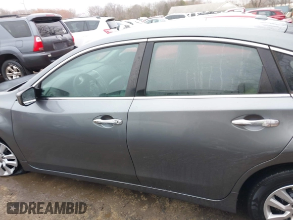 2015 Nissan Altima 2.5 S with VIN 1N4AL3APXFN892087, listed as a IAAI auction lot 41767607 with 140,750 mi miles. Bid and sale history available at carsss.com. Image 14.
