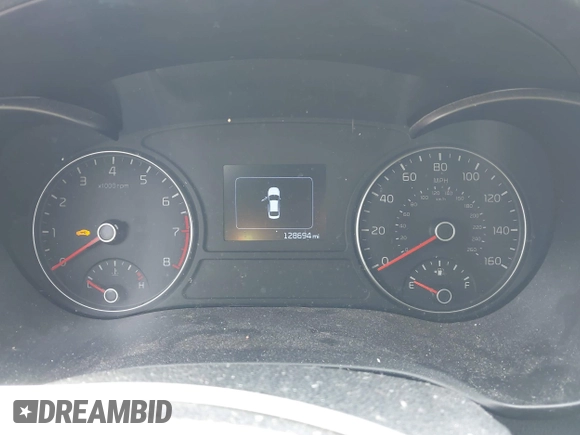 2018 Kia Optima EX with VIN 5XXGU4L34JG237557, listed as a IAAI auction lot 42000008 with 128,694 mi miles and . Bid and sale history available at carsss.com. Image 7.