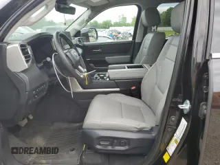 2024 Toyota Tundra Limited с VIN 5TFJA5DB4RX229828, выставлен на аукционе Copart как лот 65431745 с пробегом 10 738 миль миль и Списание • Salvage title. История ставок и продаж доступна на DreamBid. Изображение 7.