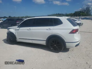 2022 Volkswagen Tiguan SE R-Line Black with VIN 3VVCB7AX8NM009403, listed as a Copart auction lot 52720885 with 74,063 mi miles and Salvage title. Bid and sale history available at DreamBid. Image 2.